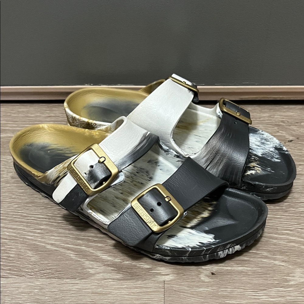 Birkenstock Gray Gold and White Marble Sandals Size 7.5 US, 38 EU
